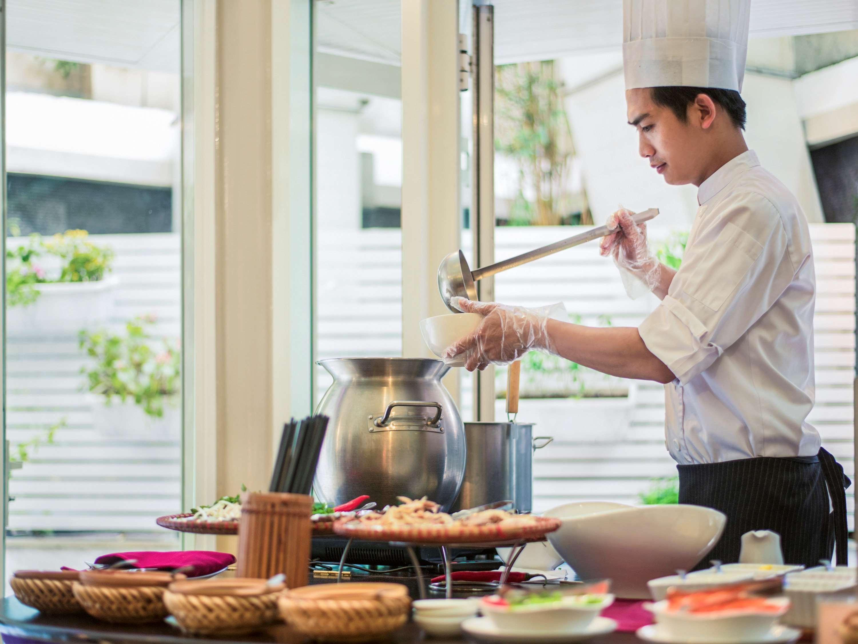 Mercure Hanoi La Gare Hotel Kültér fotó